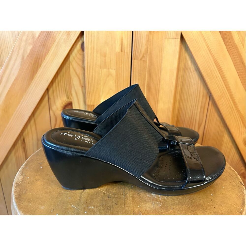 Dexflex by Dexter wedge sandals size 7